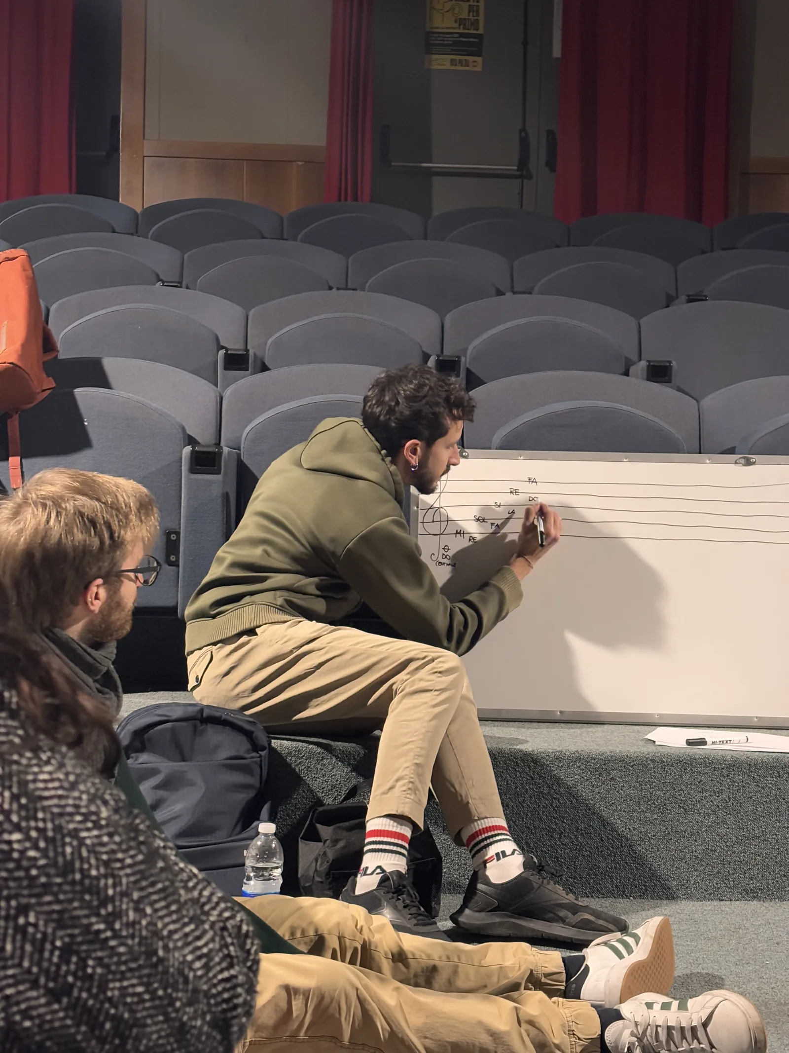 Fede, lezione di alfabetizzazione musicale Auditorium di SpinTime dicembre 2024